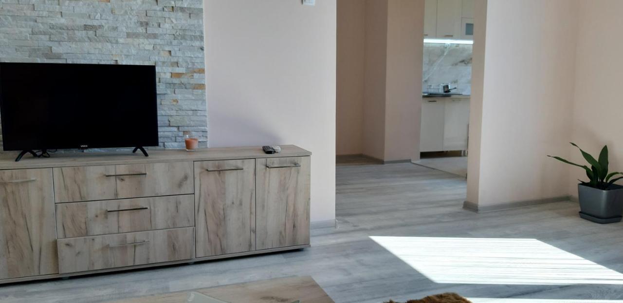 Čačak Lux Apartman מראה חיצוני תמונה